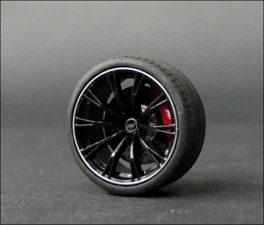1:18 Audi RS6+ ABT ASIA EDITION Rim Size